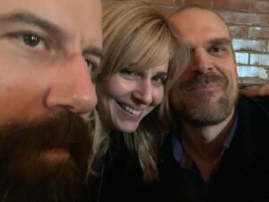 Cara Buono Instagram - #fbf to table read thru shenanigans. I think you guys were trying to scare me? I can’t believe that was 2020! 
@dkharbour 
@brettgelman 

#strangerthings #shenanigans #behindthescenes