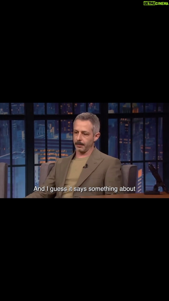 Carice van Houten Instagram - Jeremy Strong on @latenightseth