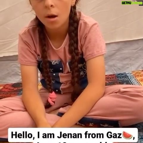 Carice van Houten Instagram - ✋🏻Please Don’t scroll✋🏻 Please, please, stop for a moment of your time. Please help us and support us. We are dying. Please see my daughter Janan’s message. Please support us. Time is passing and our lives are becoming more dangerous. Please. Donate and share the donation link in bio 📌📌📌. ‏#peaceful #subhanallahwabihamdihi❤️ #subhanaallah #alhambra #yaallahج #halallovestory #muslimlifestyle #muhammadsaww #journey #halallovequotes #exploremore #reelsinstagram #family #love #friends #familytime #familygoals #inspirationalquotes #quote #quoteoftheday #quotes #motivationalquoteofthed ay #familyquotes #FY #FYP #EXPLORE #FYPシ #gaza