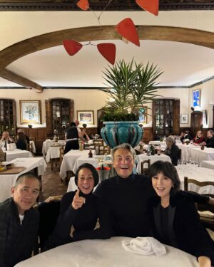 Carina Lau Instagram - 香檳周末🥂 @eriko.nakamuraofficial @evidensdebeaute