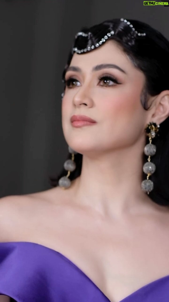 Carla Abellana Instagram - Yes, and? 💁🏻♀️
