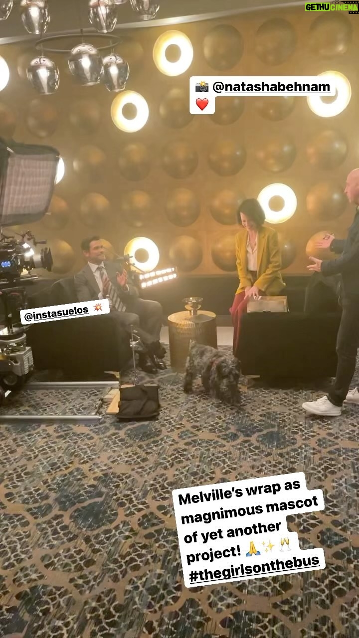 Carla Gugino Instagram - A beautiful wrap day on #TheGirlsOnTheBus! Thank you to ALL the creative story tellers involved in bringing it to life every day behind and in front of the camera 🎥 💥 ♥️ Can’t wait for y’all to see it! 🚎 #itsawrap