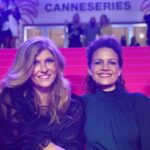 Carla Gugino Instagram - Happpppy Birthday Bella @conniebritton Yes, it was yesterday but deserves continuous celebration as far as I’m concerned. 💃🍾🎉 To my best friend of SO many years: I am BEYOND glad that you were born. 🐣 🐠 So many lives are made better for your presence on this planet (many whom you don’t even know.) Here is to the most joyous and abundant year yet!! 🎂 ♥️🌼 ⭐️