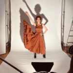 Carla Gugino Instagram - Well Peeps, I’ve been in the depths of filming (always a favorite place to be :) but somehow don’t manage to get here very often when doing so. Sooooo, on the penultimate day of January 2023, I want to properly acknowledge this new year. May it be one filled with rich discoveries, Soul nourishing conversations, belly warming meals with loved ones, deep joy, and unforeseen opportunities that LIGHT YOU UP! 🔥✨🔥 (This picture taken by the fantastic @thealexandraarnold at the first shoot we met on, seems to encompass that spirit ❤️)