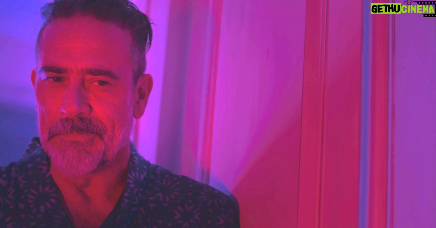 Carla Gugino Instagram - This completes my posting shout outs to our awesome ensemble on #LEOPARDSKIN Last but certainly not least, the great @jeffreydeanmorgan Always love playing with you my friend! #RayLasalle Someone is always pulling the strings…💥 🐆 🎥 (super cool lighting @calefinot)