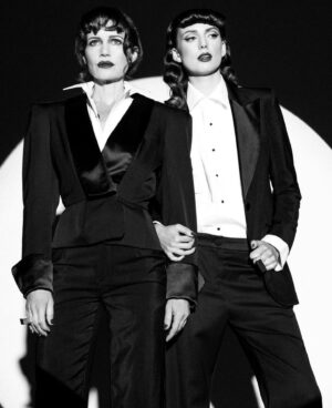 Carla Gugino Instagram - Sharing these beautiful images that @gaitejansen and I collaborated on with the extraordinarily talented @thealexandraarnold 📸 in support of our limited series LEOPARD SKIN created by #SebastianGutierrez. TV Guide called it one of The Best Hidden Gems of 2022 calling it “the epitome of sexy and stylish. And with only eight half-hour episodes, it goes quick and leaves you wanting more.” So if you’re interested in a cinematic treasure hunt, you can find it hidden on @peacock 🤣🙌🏼 🐆 🎥  Thank you to all the artists who made this shoot 🔥