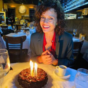 Carla Gugino Instagram - What an amazingly sweet (yes Peeps, pun intended…) surprise belated birthday cake from my sis and beautiful family. First time we’ve gotten to see each other since the pandemic started. It has truly been a profoundly trying time for so many families being apart. Very grateful for all the virtual possibilities-they help but it’s not the same! ❤️Nothing like getting to give each other funny looks in person. Over GF chocolate cake no less. 🙏🎉 pic snapped by @emmaschapp