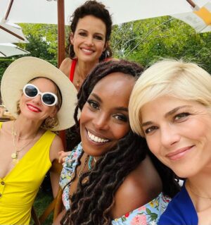 Carla Gugino Instagram - A joy to see these beautiful and fierce ladies yesterday and celebrate @thirteenlune This day was a clear reflection of what @nyakio and this group of inspired beauty creators have set out to do. Inclusivity in Beauty. Here’s to coming together to see and celebrate each other’s unique expressions of beauty, inside  and out! 🌺♥️✨ 📸 @selmablair