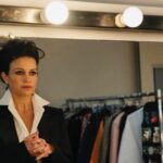 Carla Gugino Instagram - It is a gift to be able to tell important stories that make us think and ask the big questions. It’s one of the ways we find empathy. As evidenced in episode 8 of #GirlsOnTheBus important conversations happen wherever they need to, sometimes it’s in a parking lot. People who have different beliefs can still rally behind and support each other. This is key. And for me personally, in this episode I got to explore through Grace’s eyes the potency of what is passed down from generation to generation with my acting partner and screen father, the wonderful @rdmasur It was exhilarating and illuminating. And a total joy to have the great @kyrasedgwickofficial on the other side of the camera leading the way! @streamonmax TONIGHT ✨✨✨