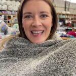 Carla Jara Instagram – ¿¿¿Cuántos friolentos por acá???
Yo lo paso mal con el frío, por eso vine a @buale.cl a darles los mejores datos para que no pases frío y puedas buscar un lindo y calentito regalo para tu mamá, abuela o a quién le quieras regalar, para el día de la madre!!! Yo feliz con una mantita🥰🥰🥰 (dato para mi hijo🤣) 

Visitanos en 
San Ignacio 801, Quilicura.
Sector Buenaventura 
ESTACIONAMIENTO GRATIS

Serrano 86, Santiago Centro.