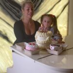 Carla Moreau Instagram - MON BIRTHDAY AVEC TOI ♥️ @rubyguedj Cake 🎂 @les_gourmandises_de_jo