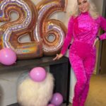 Carla Moreau Instagram - A mes 26 ans 🫶💕 Merci pour tout vos messages d’amour ils me sont allé droit au cœur,ce week-end fût incroyable milles merci d’être toujours aussi présent pour moi 💕 #mybirthday Merci @larboisiemegeve pour m’avoir permis de passer un séjour merveilleux