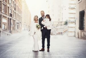 Carla Moreau Instagram - Mme GUEDJ ❤️💍 et vous marié , célibataire, en couple ?
