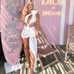 Carla Moreau Instagram – LE BONHEUR EST UNE FEMME 🤍 @jennyaragones @anouck_aragones @darling___ds