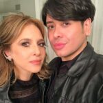 Carla Peterson Instagram - Yo te celebro a vos también! Feliz cumple, sos tan maravilloso que sigue la fiesta! Gracias por tu mirada,tus pinceladas llenas de belleza! Sos un talentoso y mágico artist de la beaute!!. Gracias por acompañarme siempre. Te quiero @nanogmd