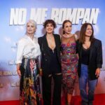 Carla Peterson Instagram - Anoche estrenamos con mucha felicidad @nomerompanlapelicula acá parte del Elenco descollante, barriletes cósmicos! Gracias a cada persona que hizo posible tanta alegría. Ya llegamos a los cines! Vayan a verla!! Y dejen sus comentarios!! Con la hermosa @julietadiaz77 brillante Dirigida @azullombardia @jaz_rodriguezduca @saldelsol @ceci.dopazo @duplaa_nancyok @celinafont @eugeniaguerty @brendakpa @martingarabal @lalorotaveria @pan.contenidos @habitacion_1520_producciones @tigerhouseprod @tondero @cimarron_cine @incaa_argentina #cine #cineargentino #comedia #estreno