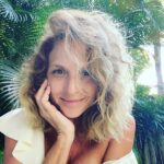 Carla Peterson Instagram - Ojalá sea hasta el año que viene! Final y comienzo de cosas nuevas . Ahora a trabajar mucho para poder volver. Te quiero Brasil! ❤️ 🇧🇷 y que las aguas de marzo cierren este verano especial. ❤️❤️❤️ @carlapbrasil @matheuspiai @amandalemost @mariacozzoli ❤️❤️❤️ @pato.dalpra