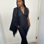 Carlacia Grant Instagram - I love a 3 piece suit paired with Nipsey blue knotless braids. 🤣🥰🫣 @PoloRalphLauren @ELLEUSA #HollywoodRising #PoloRLStyle Glam Hair @hushbychloe MUA @seanharrismakeup Stylist @orettac