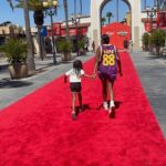 Carlacia Grant Instagram - My niece wanted to come to L.A for her 7th birthday 🥳 😘😍 Aunties day at the amusement park. Thank you to @unistudios for the tickets.