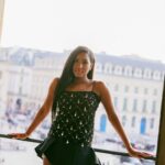 Carlacia Grant Instagram - In Paris with @johannaortizofficial 💕 I love your brand and all that you stand for. Hair @hushbychloe MUA @facemaid Styling @orettac Dress @johannaortizofficial