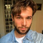 Carlos Cuevas Instagram - 30 días 🌞🌶📚🌈🌿🍋