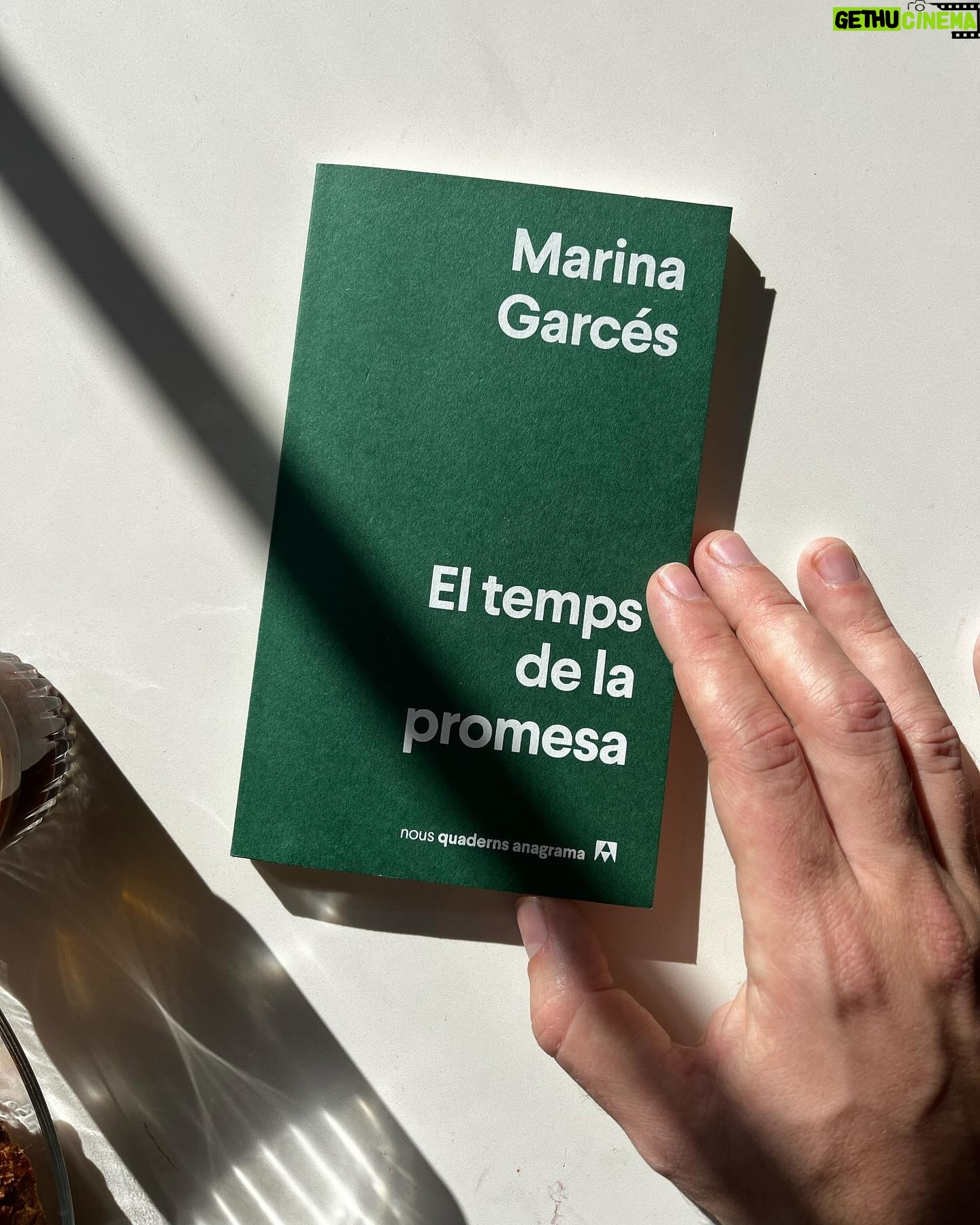 Carlos Cuevas - 254.4K Likes - unes voltetes π’