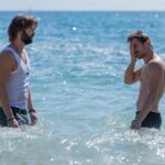 Carlos Cuevas Instagram – Crónica de un desembarco. 🌊#MerlíSapereAude @movistarplus 📸  @mariaheras.photo