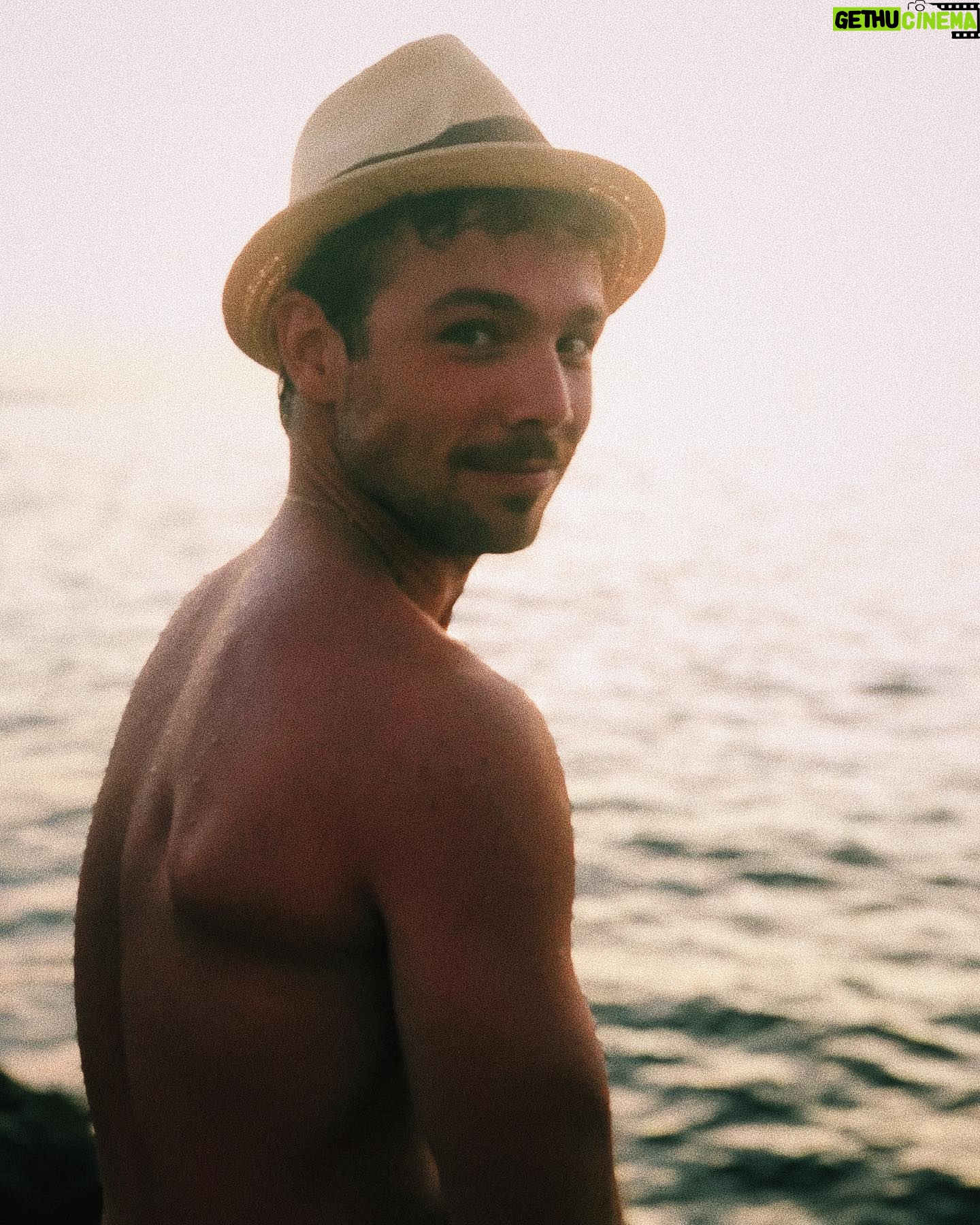 Carlos Cuevas - 252K Likes - tot bΓ© π