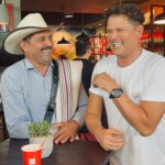 Carlos Vives Instagram – Gracias Carlos por personificar a Juan Valdez, nuestro ícono de la colombianidad. Tu partida nos deja un vació enorme. Gracias por los momentos compartidos. Descansa en paz un fuerte abrazo a la familia @juanvaldezcafe y a todos los caficultores🙏🏼