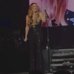 Carly Pearce Instagram - Played my brand new song “my place” tonight in an arena in Glasgow of 7,500 beautiful country music fans & could hear a pin drop… and then this happened halfway through the song 🥲. Thank you for giving me so much love & for listening to my stories the way you did tonight & every night this weekend during @c2cfestival. It was truly so special ❤️❤️❤️