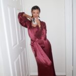 Carmel Rose Instagram - Grammy tiiiings ⭐️ wearing vintage @muglerofficial