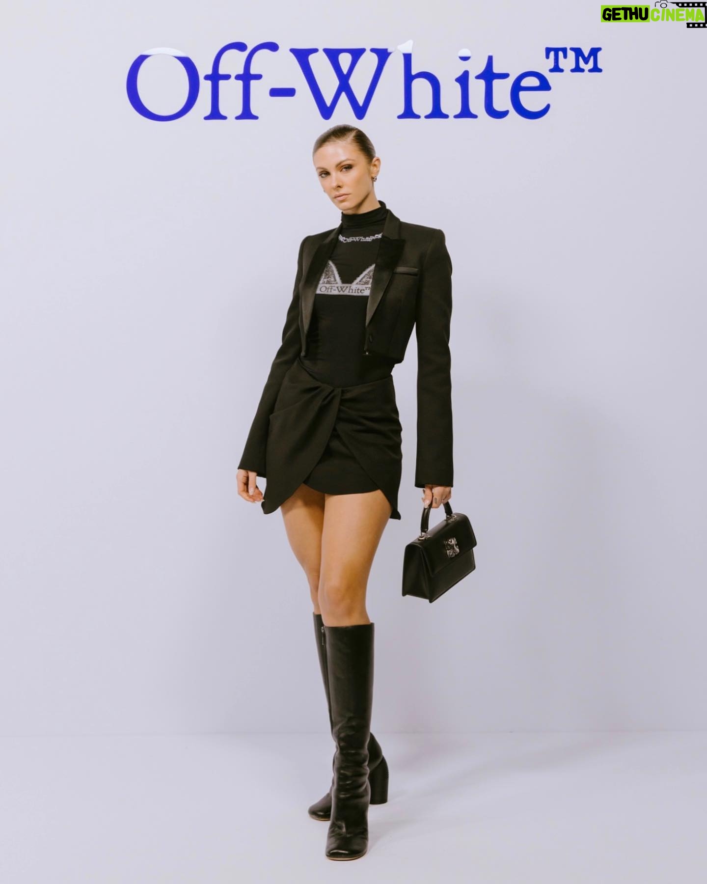 Carmel Rose Instagram - @off____white by @ibkamara - @samtakataka