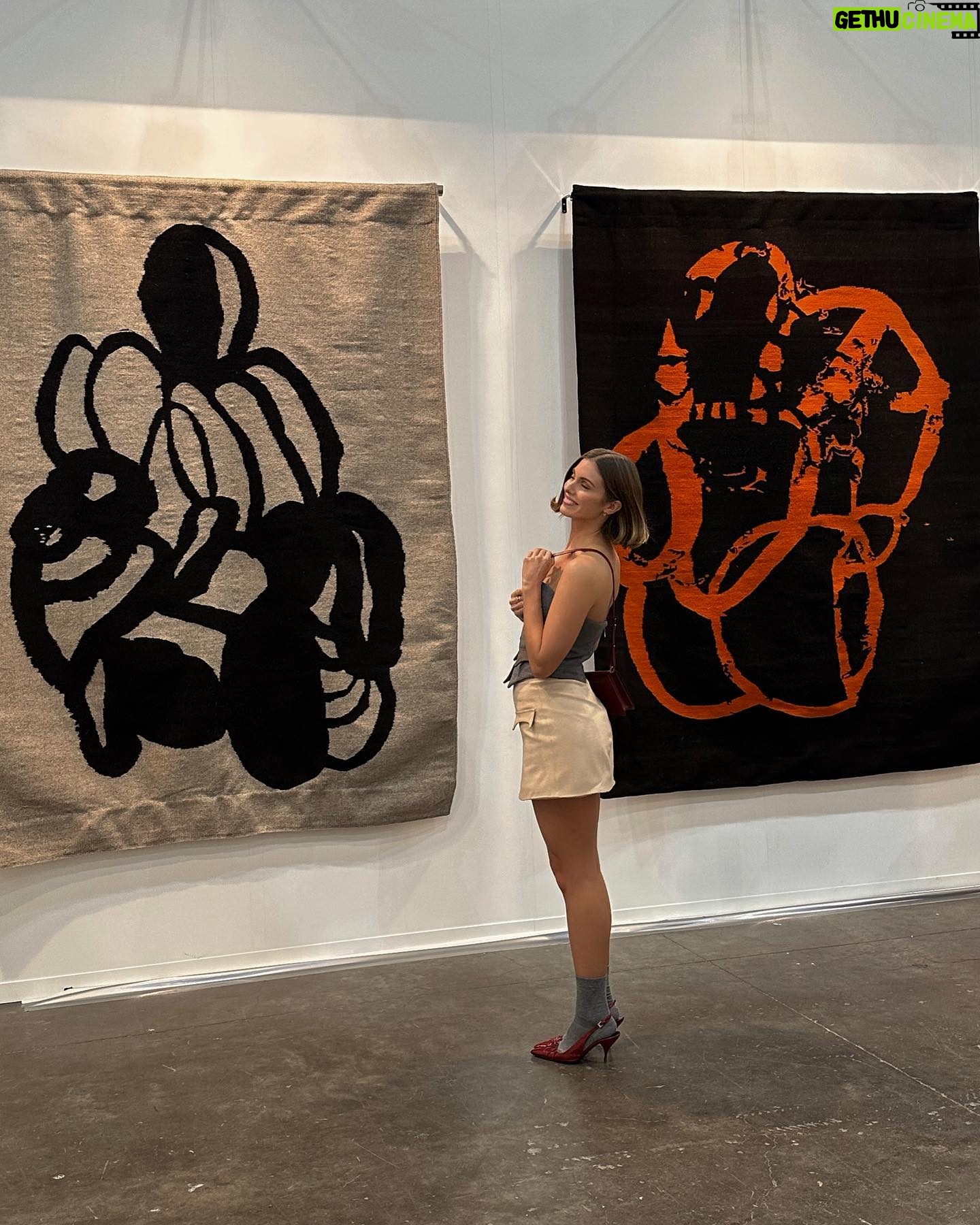 Carmel Rose Instagram - Celebrating 20 years of @zonamaco 🖼️ I was blown away by how many amazing artists were showcased this year. congratulations to everyone involved & thank you so much for having me @artsynights_ looking forward to being back 🫶🏽 #artsynights #zonamaco #artweekmx