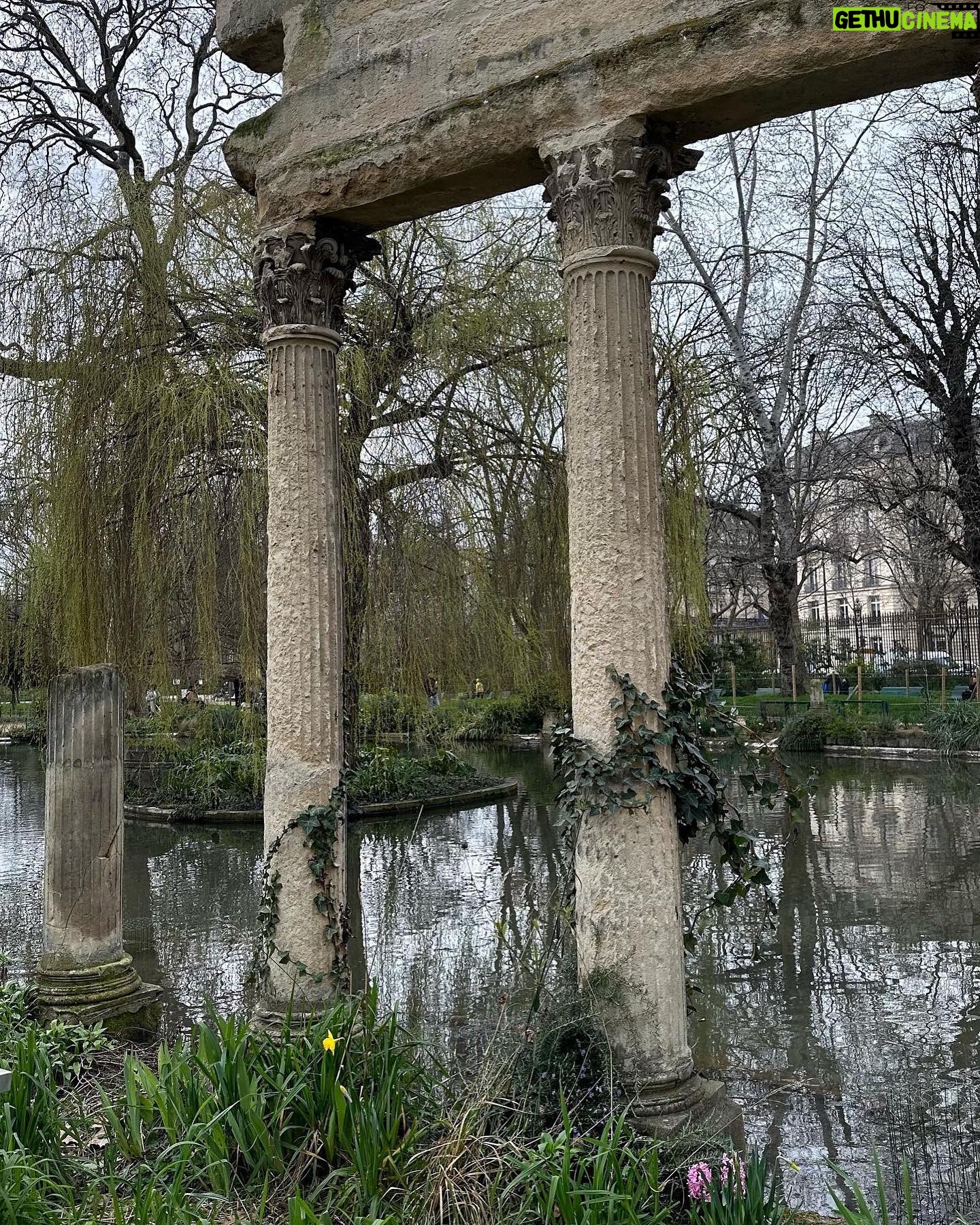 Carmel Rose Instagram - parisian parks >>>>> wearing @helsastudio & @coperni from @fwrd 🪷