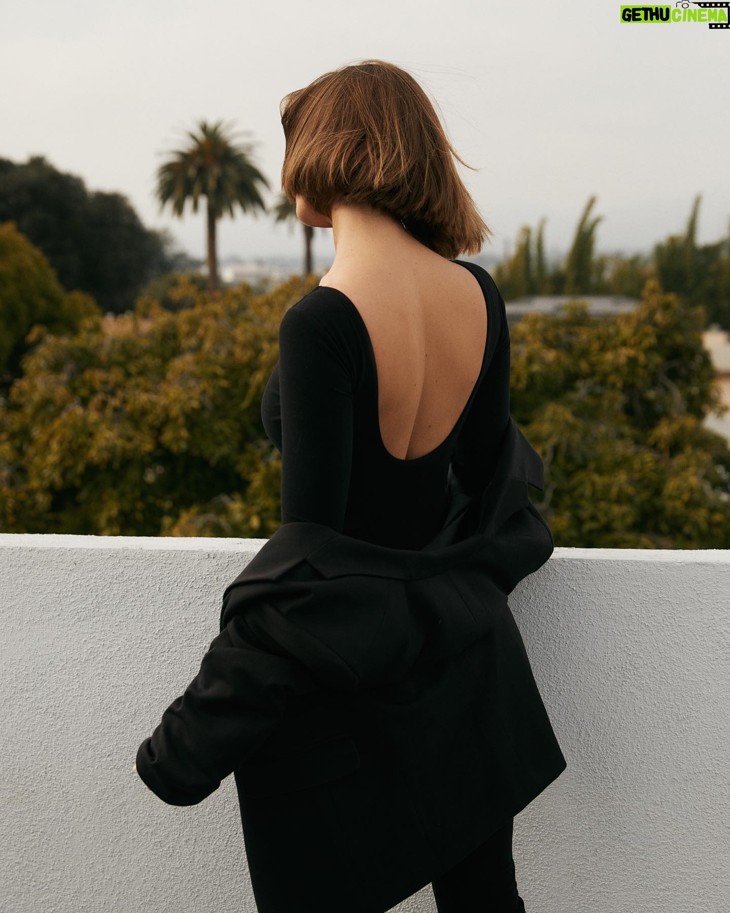 Carmel Rose Instagram - taking in the last few days of being home in la before I’m off for a month in Europe 🌴 @alo