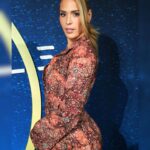 Carmen Carrera Instagram - Had an amazing evening with @netflix & @3bodyproblem ♥️ thank you @ashleemariepreston for a lovely sister date ☺️♥️ This show is a must watch, I was locked in 🙌 Show comes out this Wednesday March 21. A must watch 👏👏 #netflix #netflixseries #3bodyproblem 👗: @bronxandbanco 👠: @zara 👛: @mcmworldwide Fragrance: @parfumsdemarly Delina Exclusiv 💗