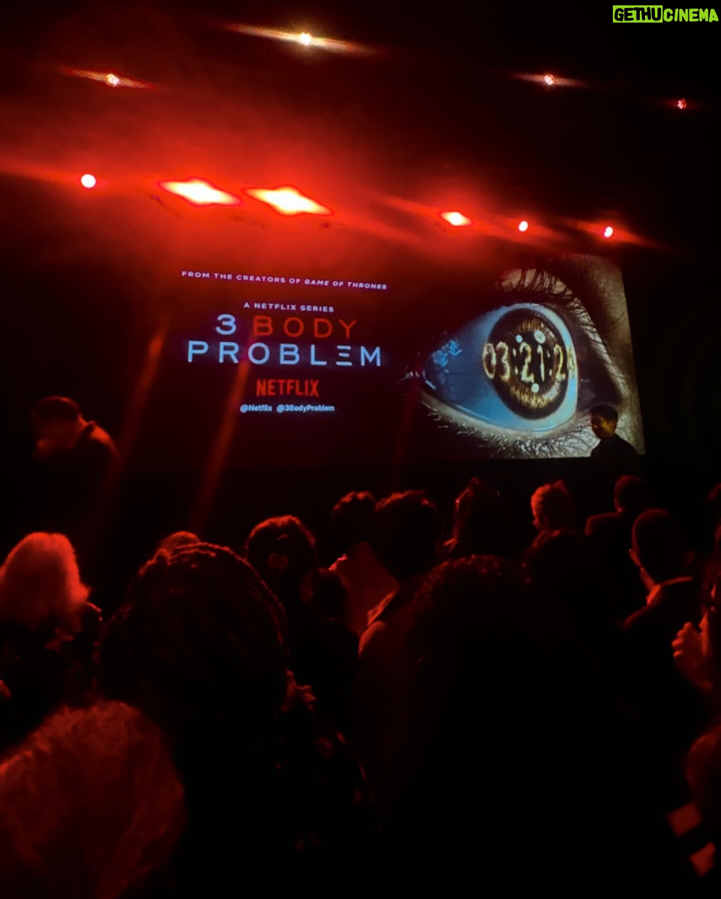 Carmen Carrera Instagram - Had an amazing evening with @netflix & @3bodyproblem ♥️ thank you @ashleemariepreston for a lovely sister date ☺️♥️ This show is a must watch, I was locked in 🙌 Show comes out this Wednesday March 21. A must watch 👏👏 #netflix #netflixseries #3bodyproblem 👗: @bronxandbanco 👠: @zara 👛: @mcmworldwide Fragrance: @parfumsdemarly Delina Exclusiv 💗