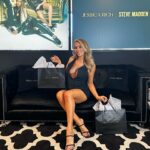 Carmen Carrera Instagram - @jessicarichofficial x @stevemadden launches today🔥🖤 this collection is gorgeous! 🖤🔥 Happy for this girl boss @jessicarich 😻😻😻