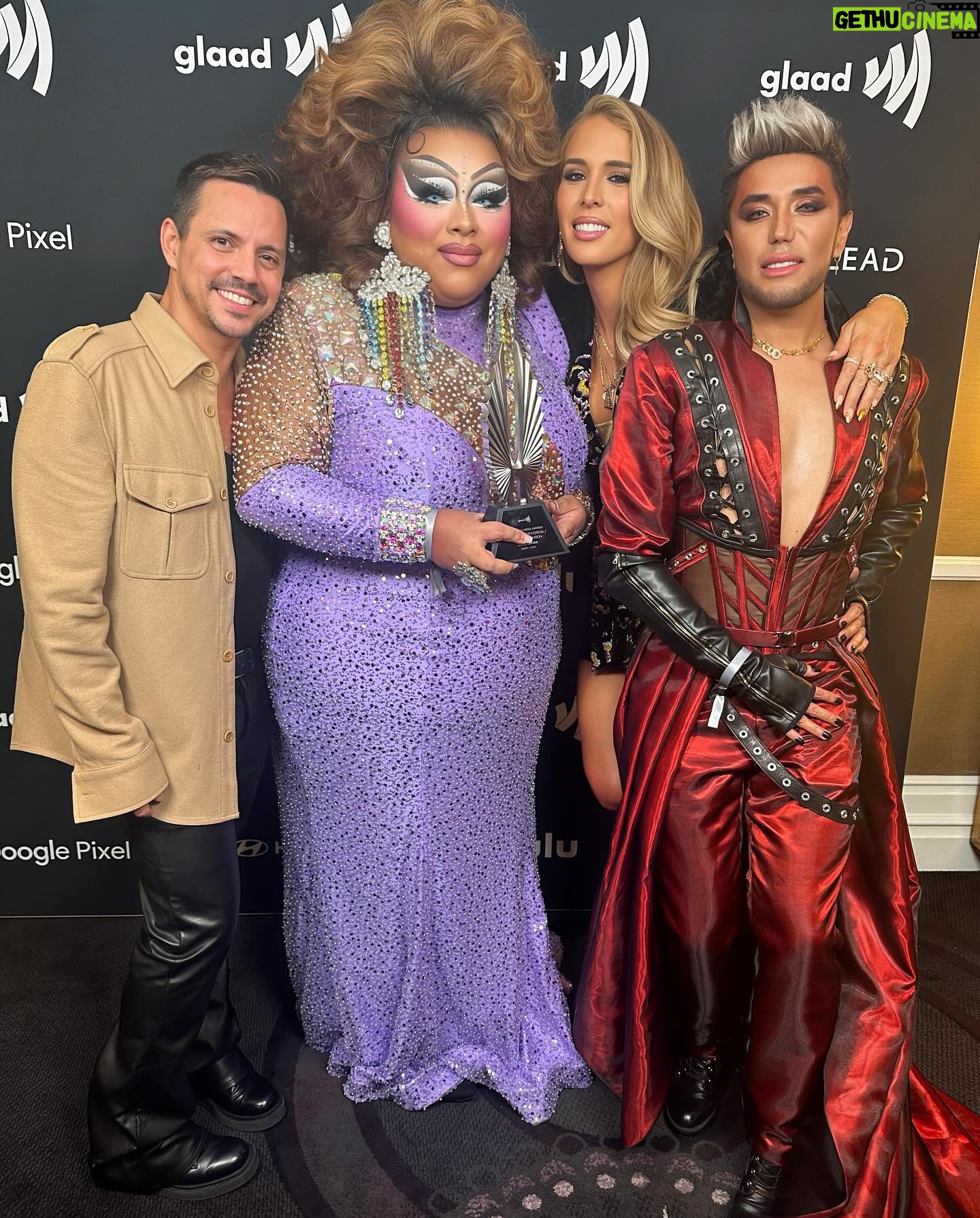 Carmen Carrera Instagram - Thank you @glaad for this wonderful award and recognition! Grateful to share this award with the amazing cast, crew, guests, judges, my cohost, and fans of @draglatina ππ @triplethreatmediainc @chiruadams @revrytv @lushiousmassacr @enriquesapene @fedromusic @damianmedia @santiago72 Outfit details: Blazer: @haleia via @confessional_showroom_miami Skirt: Exclusive via @confessional_showroom_miami Shoes: @louboutinworld Clutch: @dvf Lingerie: @honeybirdette Hair: @hairglambybee @anthonypazos MUA: @carmen_carrera Perfume: Musk Therapy @initioparfumsprives Photos: @gettyimages