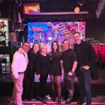 Carmen Villalobos Instagram - La noche de anoche con amigos de siempre ❤️ 1.@tonylozanoj @doclizariza @jasonlizarazo #david 2.Esa falda chiquitca qué bonita te queda 3.Bailadero pa'que gocen 4.Se pasó sabroso 5.No queríamos que dejaran de cantar 6.La primera vez de David 7.Nuestra mesa 8.Regalito hermoso 9.La última antes de irnos