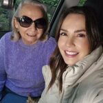 Carmen Villalobos Instagram – Como saben se acerca el día de la madre y hoy no solo quiero maquillarme con los productos de @lbelonline para salir a comer con mi mamá 😍 si no que se los quiero recomendar porque siempre les he dicho que son ideales para regalar en este día tan especial ❤️ 
Y como se que siempre me preguntan por las referencias de cada producto aquí se las dejo 😊
-BASE SOLUTIONS PRO-HIALURON
Color Beige 220-C
-BLUSH FOREVER – Color Abricot Dore 
( Este color es bien naranjita niñas)
-KIT DE CEJAS 🤩
-MÁSCARA DE PESTAÑA – Air Volume
-LABIAL INFINI ABSOLU – Color Rose Punch 

Besos para todas 🥰🥰🥰 
#publicidad #lbel