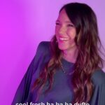 Carolin Kebekus Instagram – Smash, Digga, Auf Lock & was es nicht noch alles gibt. An wie viele Jugendwörter können sich Caro & David wohl noch erinnern? 🔥 #WirGegenDie
👉 „Wir gegen die! Die Kebekus Geschwister Show“ – Dienstag um 20:15 Uhr auf ProSieben und Joyn!