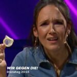 Carolin Kebekus Instagram – Das ist genau das, was man nicht bei den Eltern finden will… 🫠 #WirGegenDie
👉 „Wir gegen die! Die Kebekus Geschwister Show“ – Dienstag um 20:15 Uhr auf ProSieben oder streamen auf Joyn!