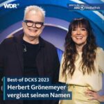 Carolin Kebekus Instagram - • Die Staffel-Highlights aus der DCKS • Wer war Euer Lieblingsgast? @herbertgroenemeyer vergisst seinen eigenen Namen, SPD-Generalsekretär @kuehnikev spricht mit @carokebelin über Gerüche verschiedener Unterhosenmodelle und bei den beiden Entertainern @benjaminwolter und @denniswolter geht es um Hornhaut-Erlebnisse mit Bastelscheren. Auch in der neuen Staffel der @dckshow gab es wieder einige Special-Moments. Alle Highlights aus den Shows und die DCKS-Folgen in voller Länge findet ihr in der @ardmediathek. Den Link dazu gibt's in unserer Story ▶ . . . . #DCKS #HerbertGrönemeyer #KevinKühnert #BenjaminWolter #DennisWolter #HazelBrugger #Kebekus #WDR #ARD