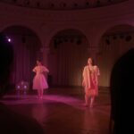 Carolina Kopelioff Instagram - Mirarnos así hasta morirnos vuelve en abril✨ Sábados a las 22:30 en @el.metodo.kairos 💗las entradas las pueden sacar x alternativa teatral💞