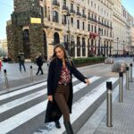 Carolina de Moras Instagram - Madrid random con mi peque!! ⭐️⭐️⭐️