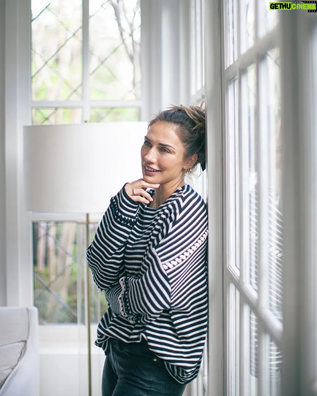 Carolina de Moras Instagram - @carolademoras wearing our Pampa Sweater. Photographed by @cristiananinat . . . . . . . #cashmere #knitwear #knit #winterfashion #instaknit #knitstagram #purecashmere #ootd #fashiontrends #ootdfashion #ethicalfashion #fashioninspo #streetstyle #chic #outfitinspo #fashion #streetwear #fashiondaily #womensfashion #womenswear #style #newarrivals #fashiongram #instafashion #outfitdeldia #outfitinspirations