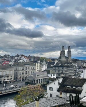 Carolina de Moras Instagram - Random Zurich. ❤️⭐️ 

#traveling #travel  #travelphotography #zurich #switzerland #wintervibes