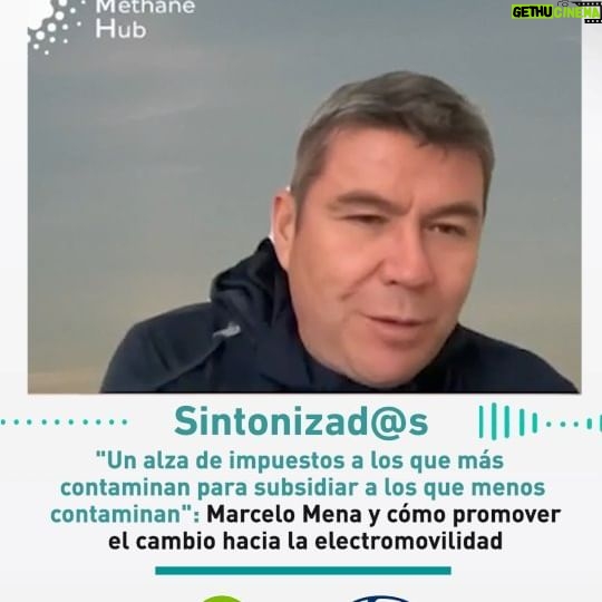 Carolina de Moras Instagram - En #Sintonizad@s, @carolademoras y @naacholira conversaron con el exministro Mena sobre el cambio hacia la electromovilidad. Sintoniza Radio Pauta en la 100.5 📻 y síguenos en Pauta.cl 🌐 de lun a vie desde las 16:00 horas. Auspiciado por @sqmchile @hyundaichile