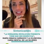 Carolina de Moras Instagram - En #Sintonizad@s, @carolademoras conversó con la psiquiatra @mariacarrasco (@doctora.micarrasco) sobre la carga doméstica de las mujeres y su relación con el feminismo. Sintoniza Radio Pauta en la 100.5 📻 y síguenos en Pauta.cl 🌐 de lun a vie desde las 16:00 horas. Auspiciado por @mercadolibre.cl @sqmchile @hyundaichile